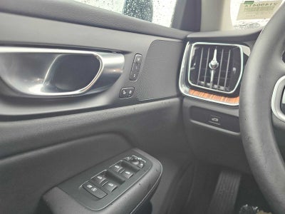 2025 Volvo V60 Cross Country Plus