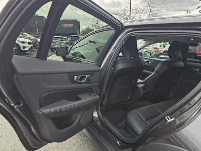 2025 Volvo V60 Cross Country Plus