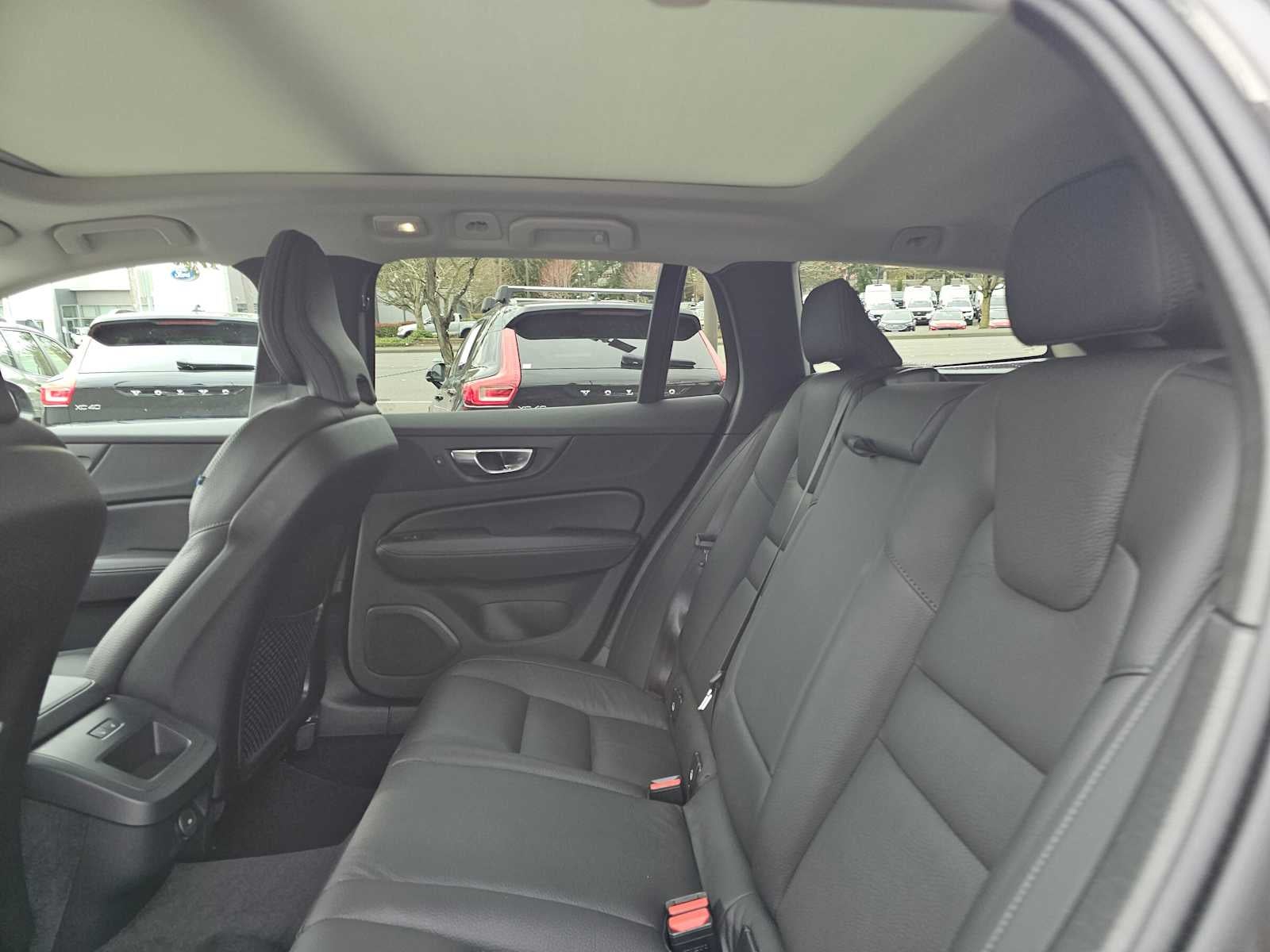 2025 Volvo V60 Cross Country Plus