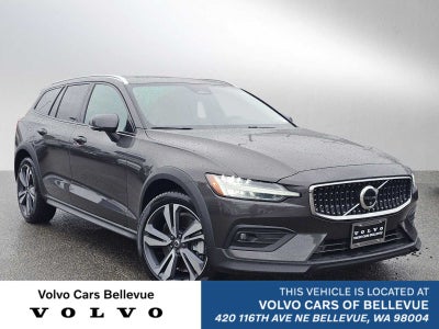 2025 Volvo V60 Cross Country Plus