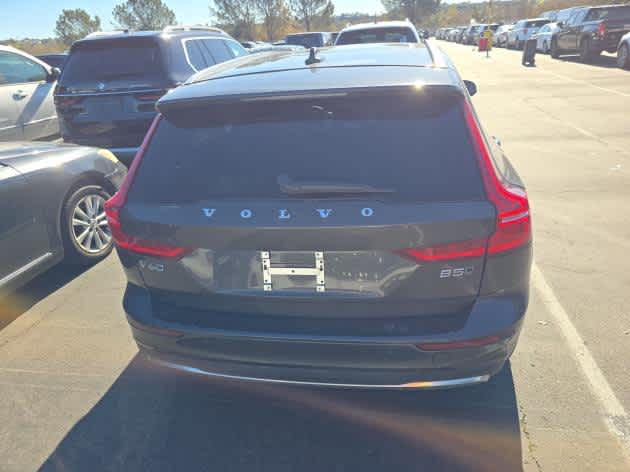 2025 Volvo V60 Cross Country Plus