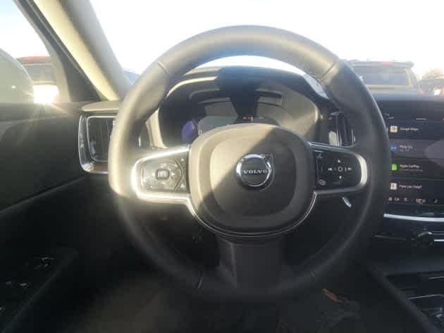 2025 Volvo V60 Cross Country Plus