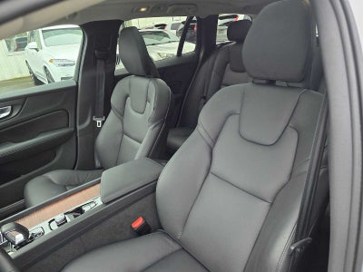 2025 Volvo V60 Cross Country Plus