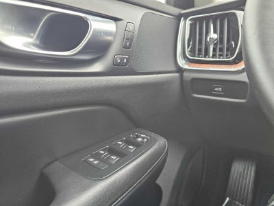 2025 Volvo V60 Cross Country Plus