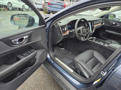 2025 Volvo V60 Cross Country Plus