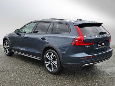 2025 Volvo V60 Cross Country Plus