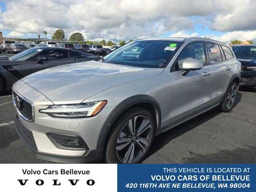 2025 Volvo V60 Cross Country Plus