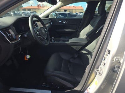 2025 Volvo V60 Cross Country Plus