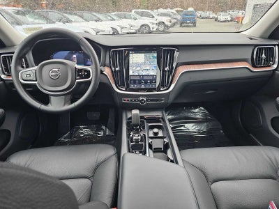 2025 Volvo V60 Cross Country Plus