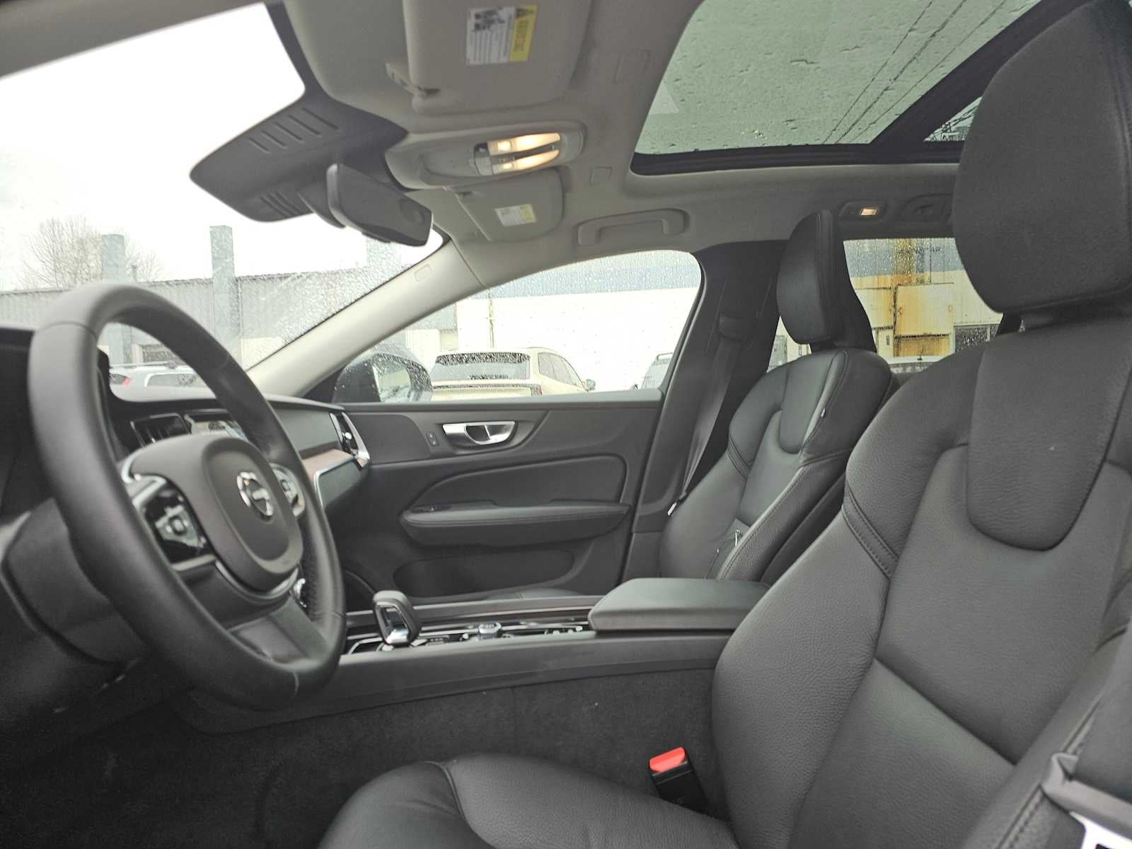 2025 Volvo V60 Cross Country Plus