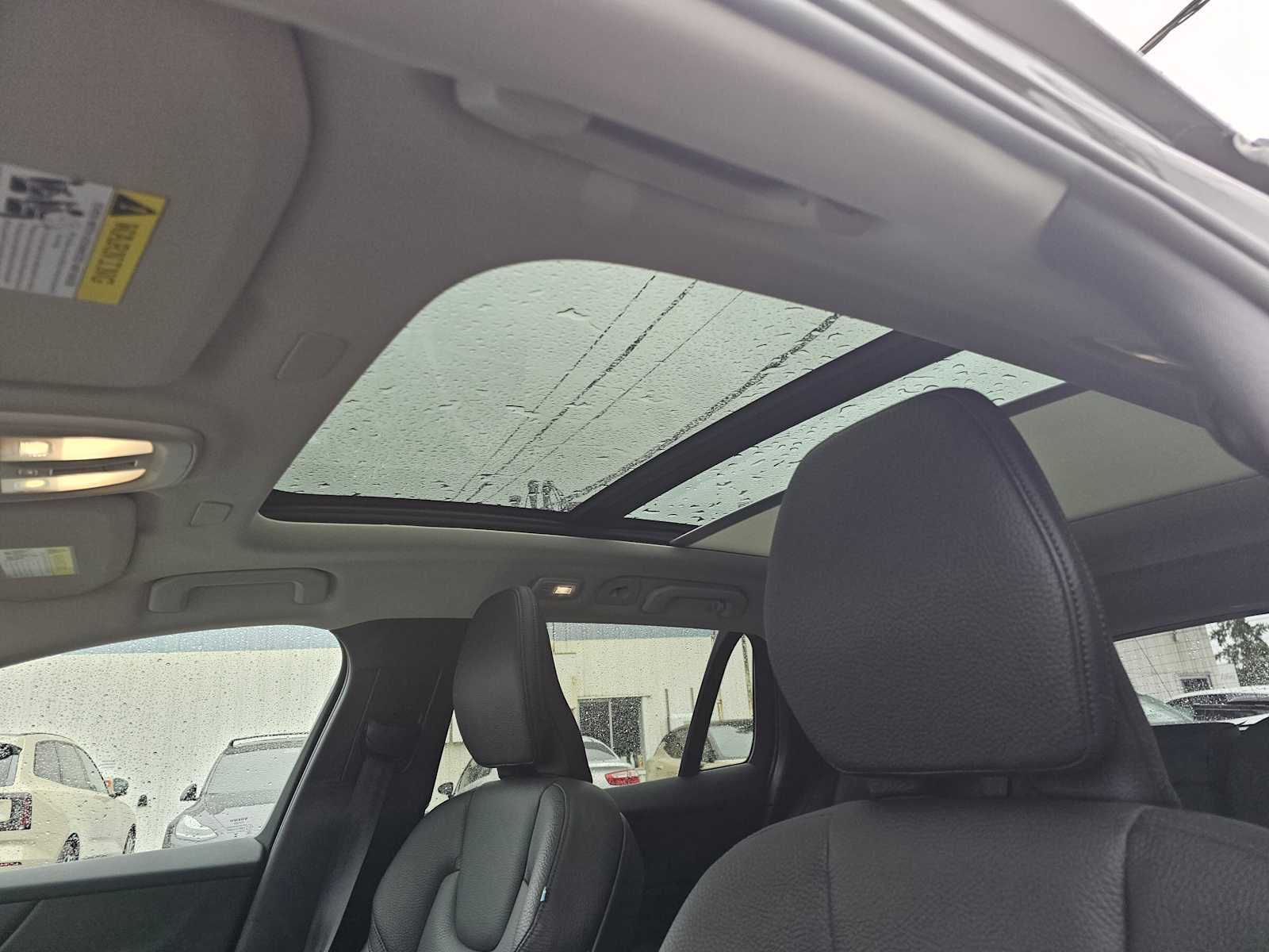 2025 Volvo V60 Cross Country Plus