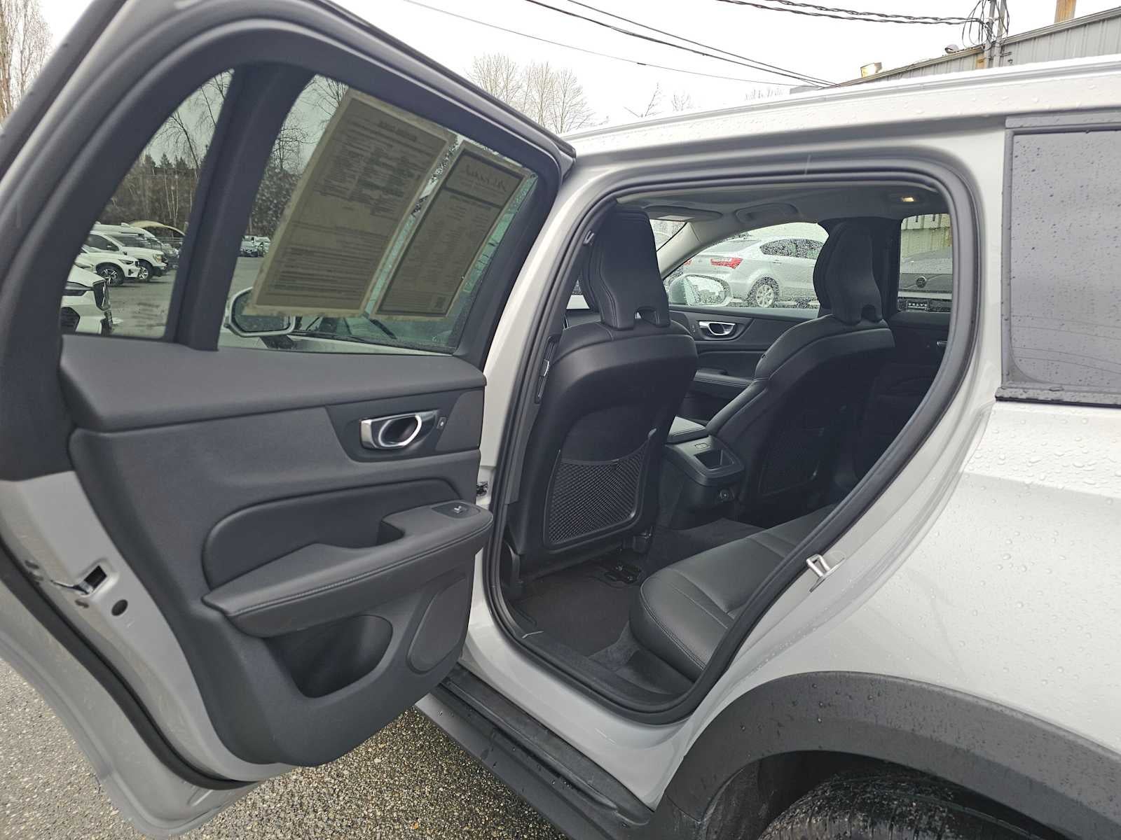 2025 Volvo V60 Cross Country Plus