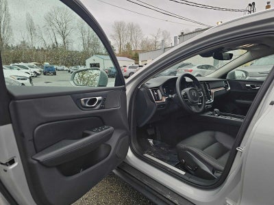 2025 Volvo V60 Cross Country Plus