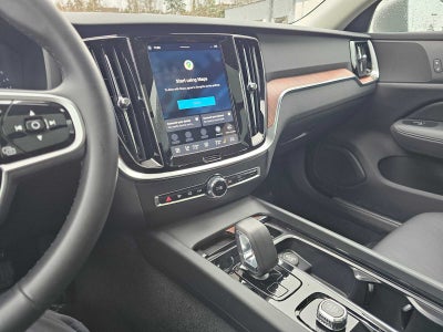 2025 Volvo V60 Cross Country Plus