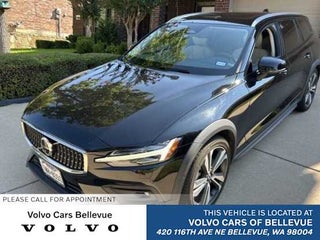 2023 Volvo V60 Cross Country Plus