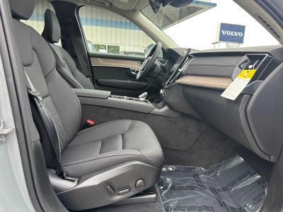 2025 Volvo XC90 Core