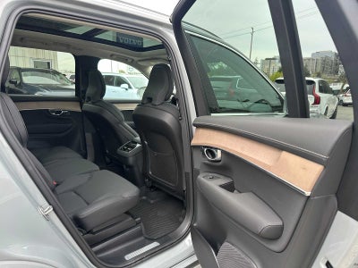 2025 Volvo XC90 Core