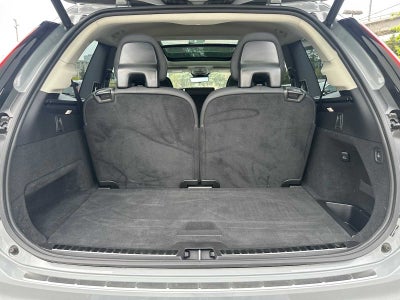 2025 Volvo XC90 Core