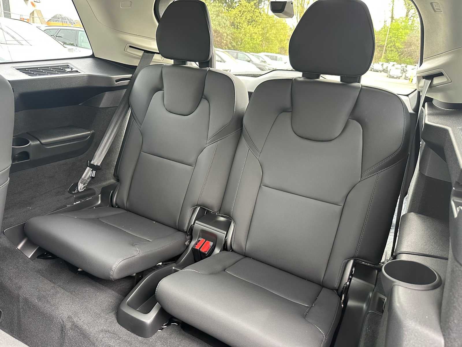 2025 Volvo XC90 Core