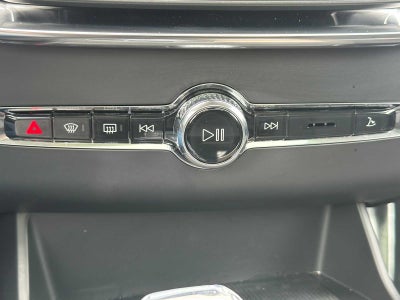 2025 Volvo XC90 Core