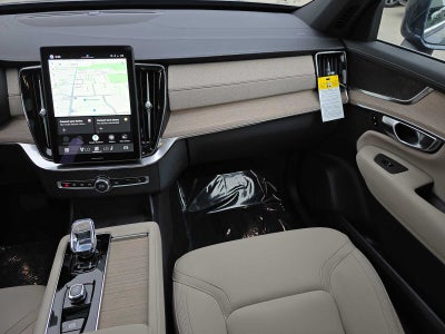 2026 Volvo XC90 Plus