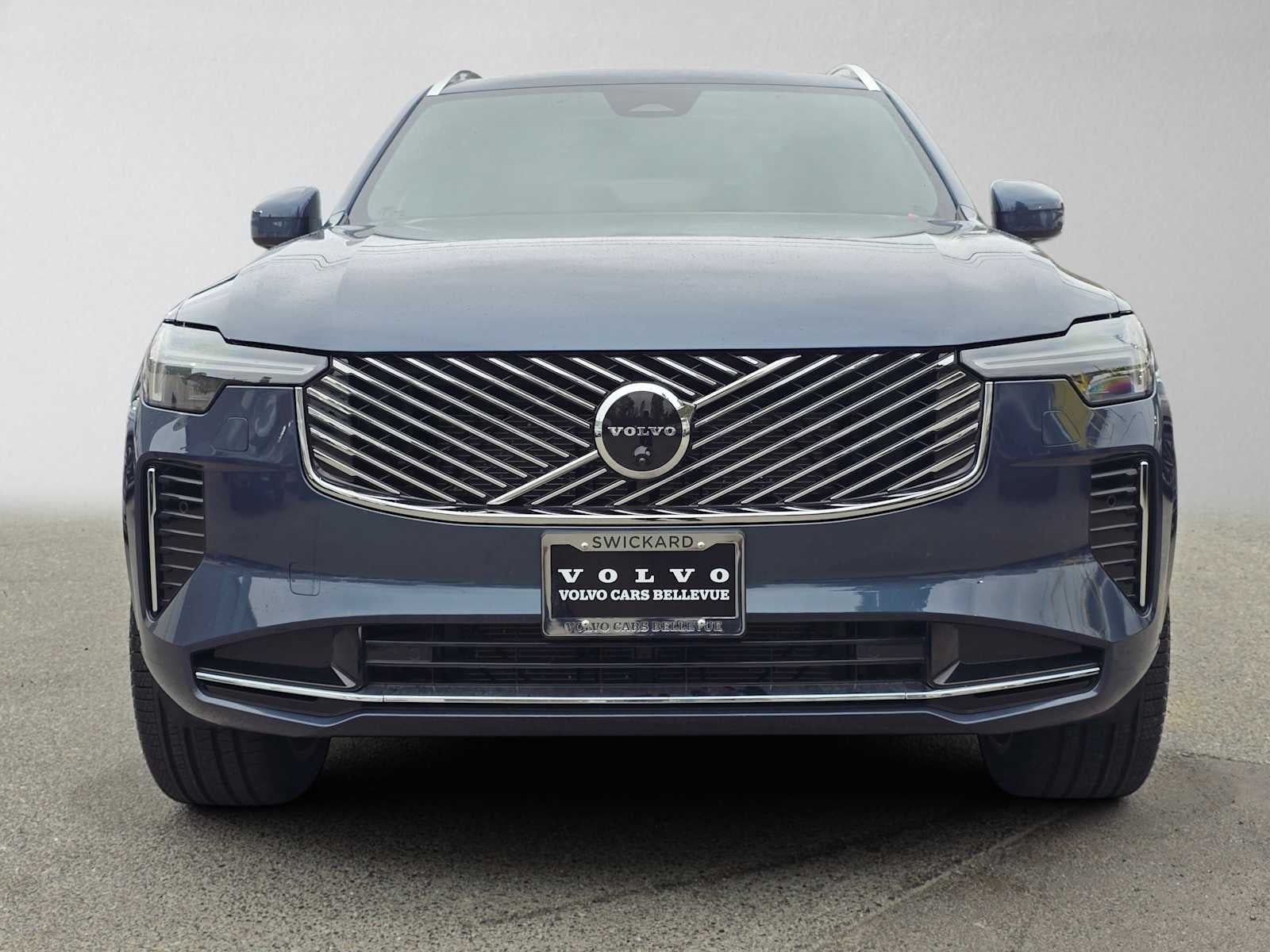 2026 Volvo XC90 Plus
