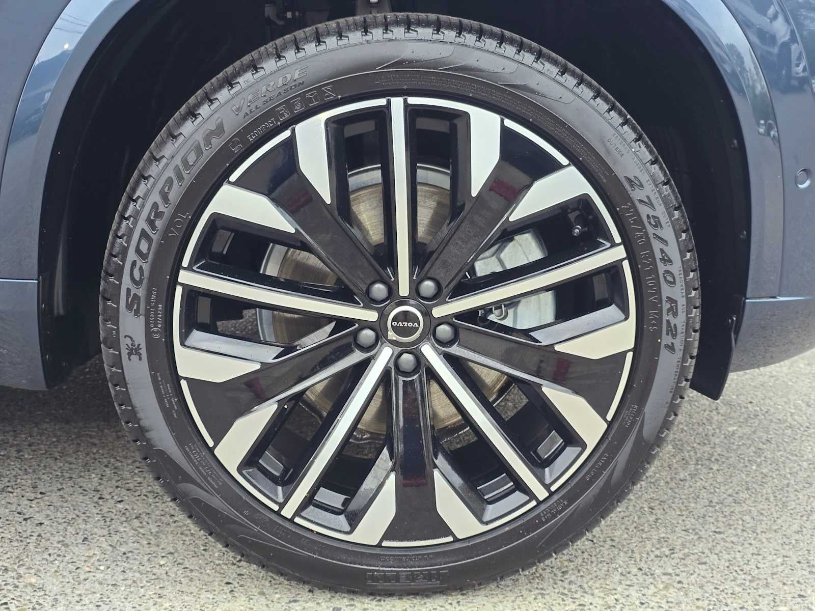 2026 Volvo XC90 Plus