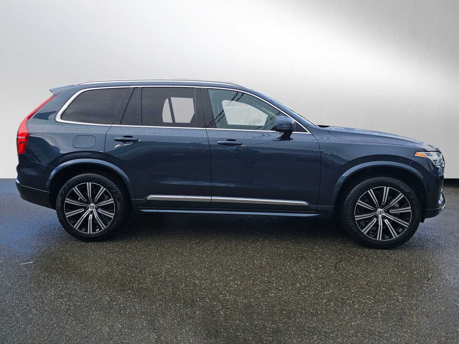 2025 Volvo XC90 Core