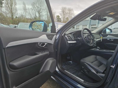 2025 Volvo XC90 Core