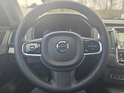 2025 Volvo XC90 Core