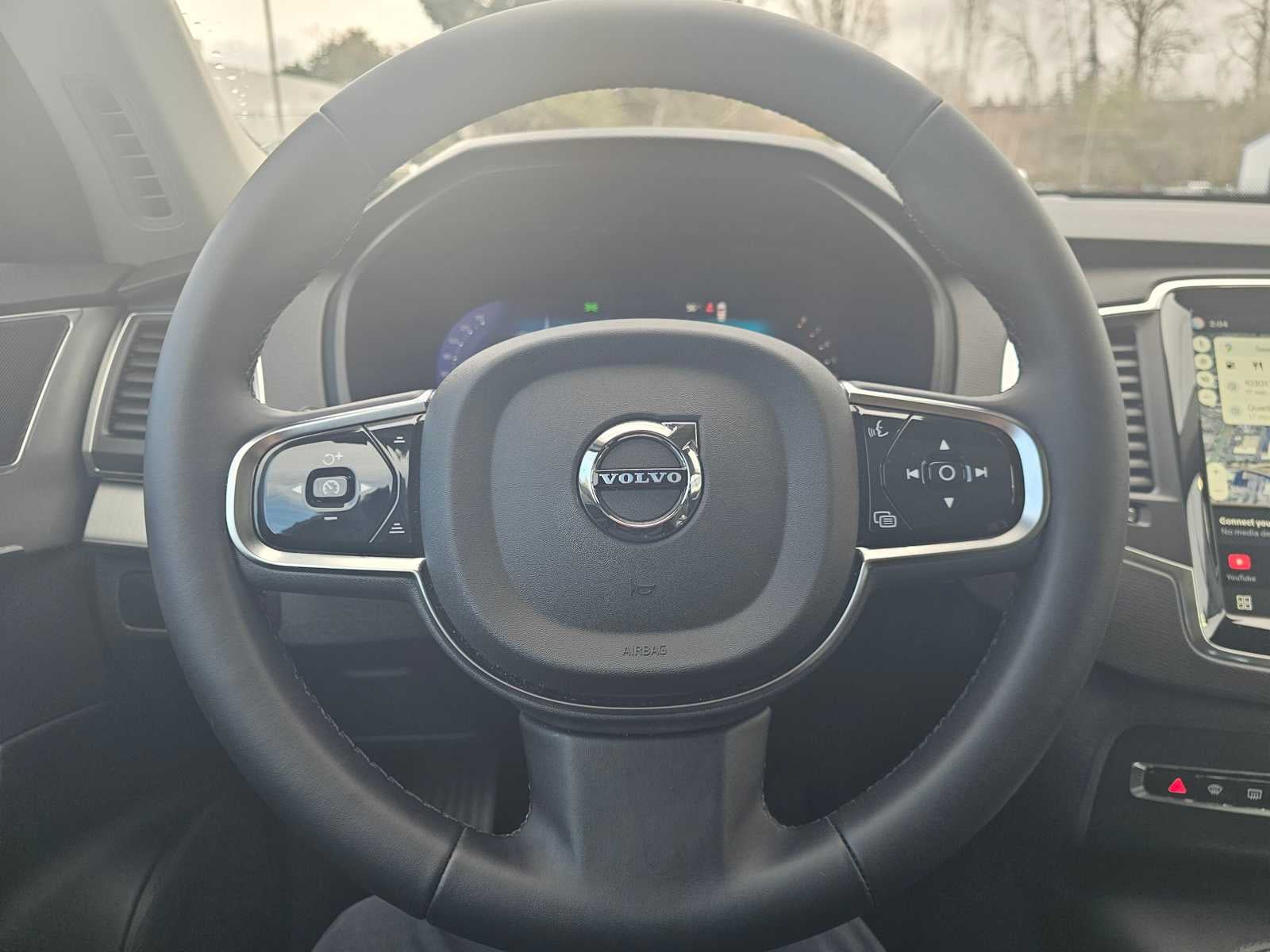 2025 Volvo XC90 Core