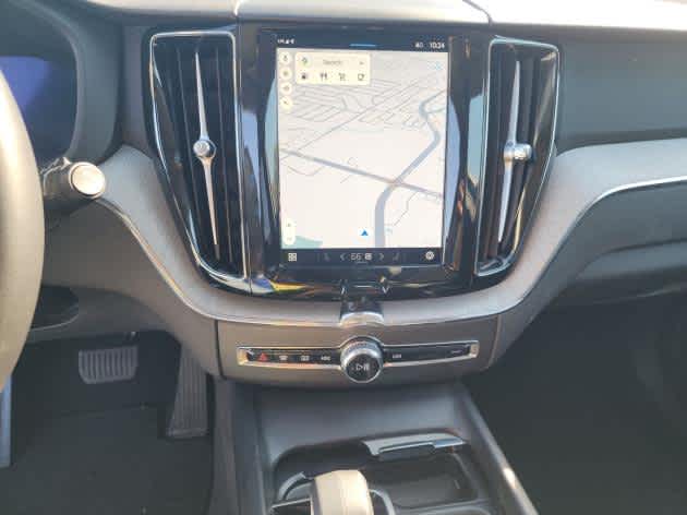 2025 Volvo XC60 Plus