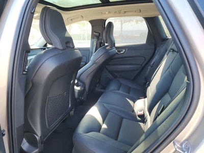 2025 Volvo XC60 Plus