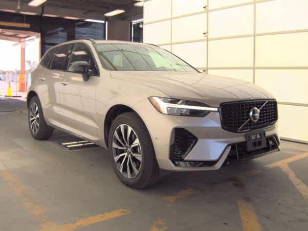 2025 Volvo XC60 Plus