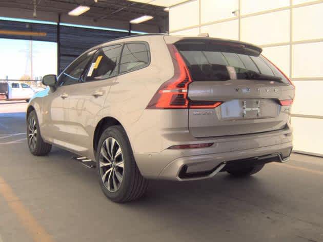 2025 Volvo XC60 Plus