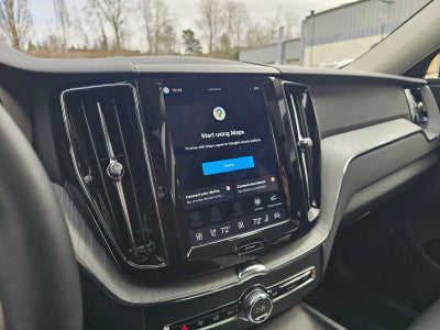 2025 Volvo XC60 Plus