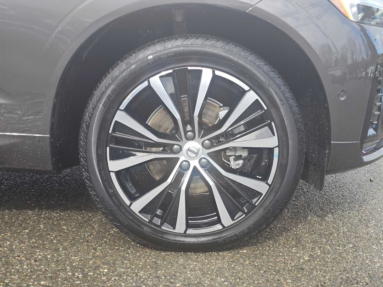 2025 Volvo XC60 Plus