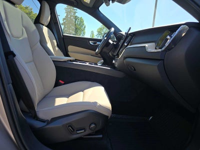 2026 Volvo XC60 Plus