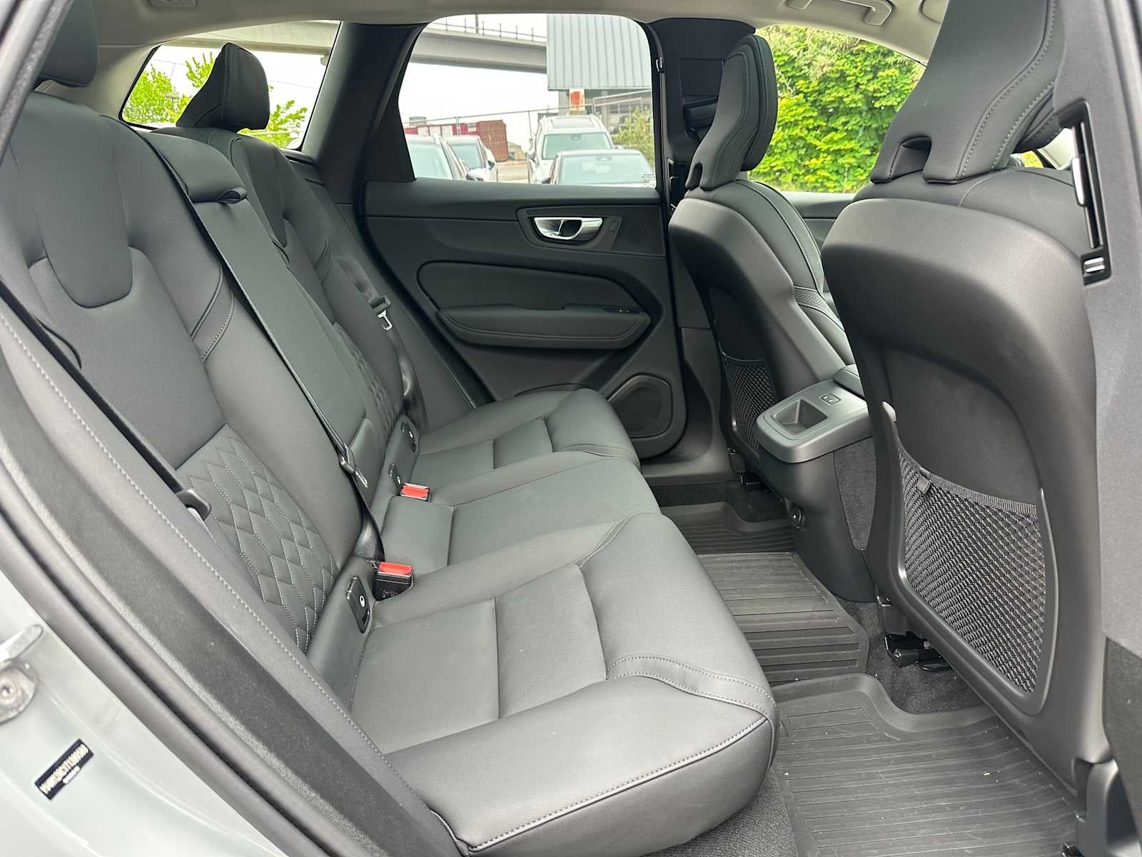 2026 Volvo XC60 Plus