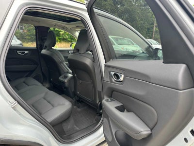 2026 Volvo XC60 Plus