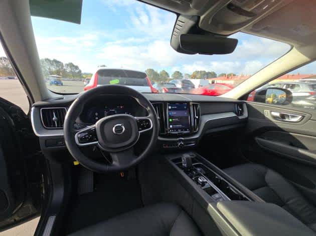 2025 Volvo XC60 Plus