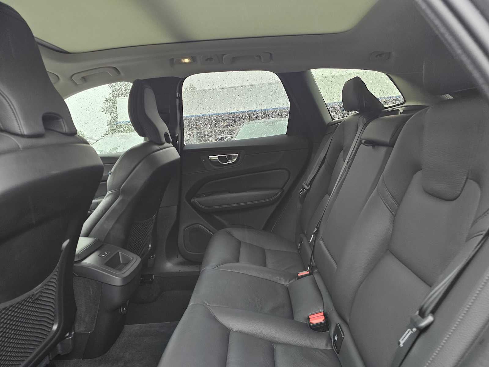 2025 Volvo XC60 Plus