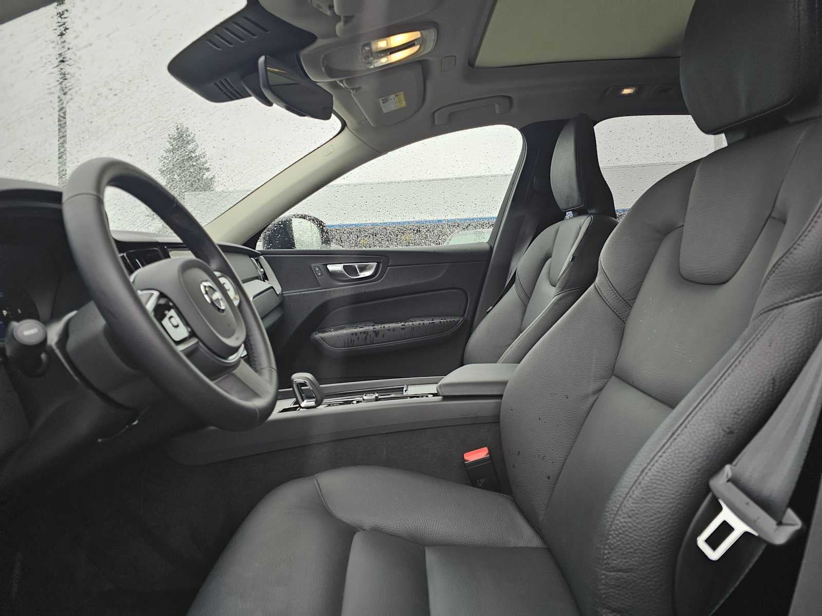 2025 Volvo XC60 Plus