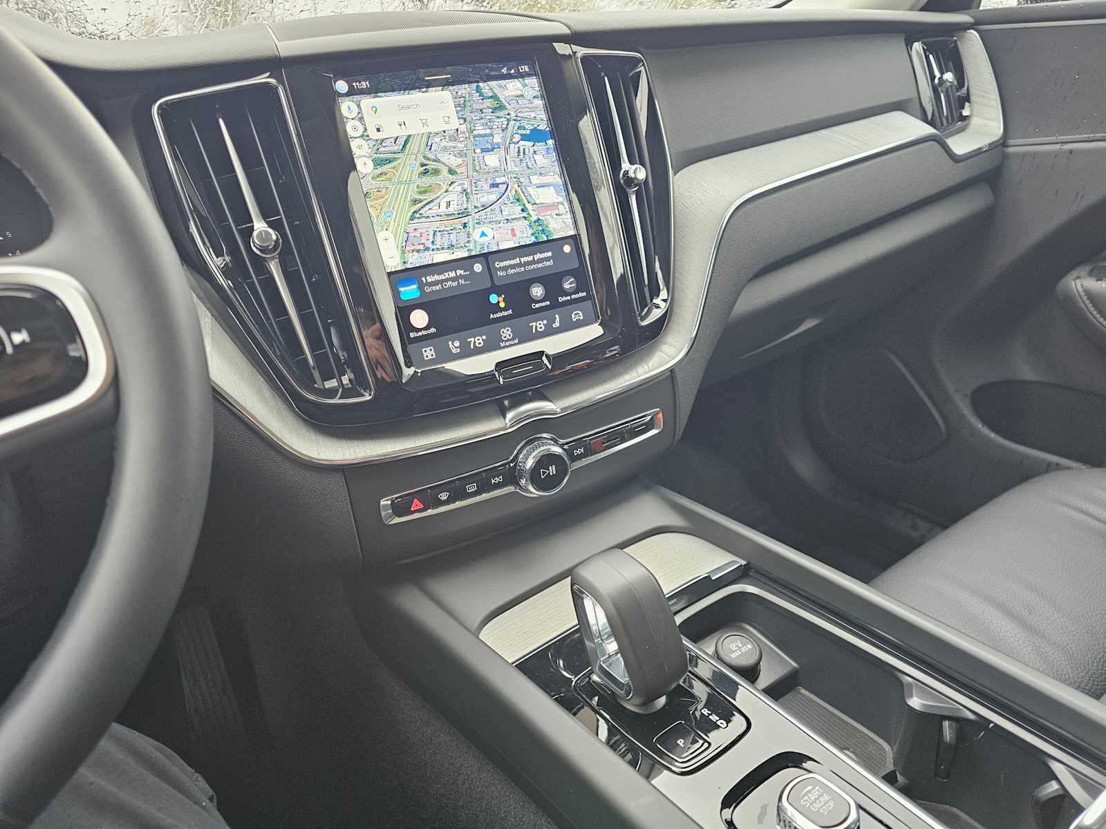 2025 Volvo XC60 Plus