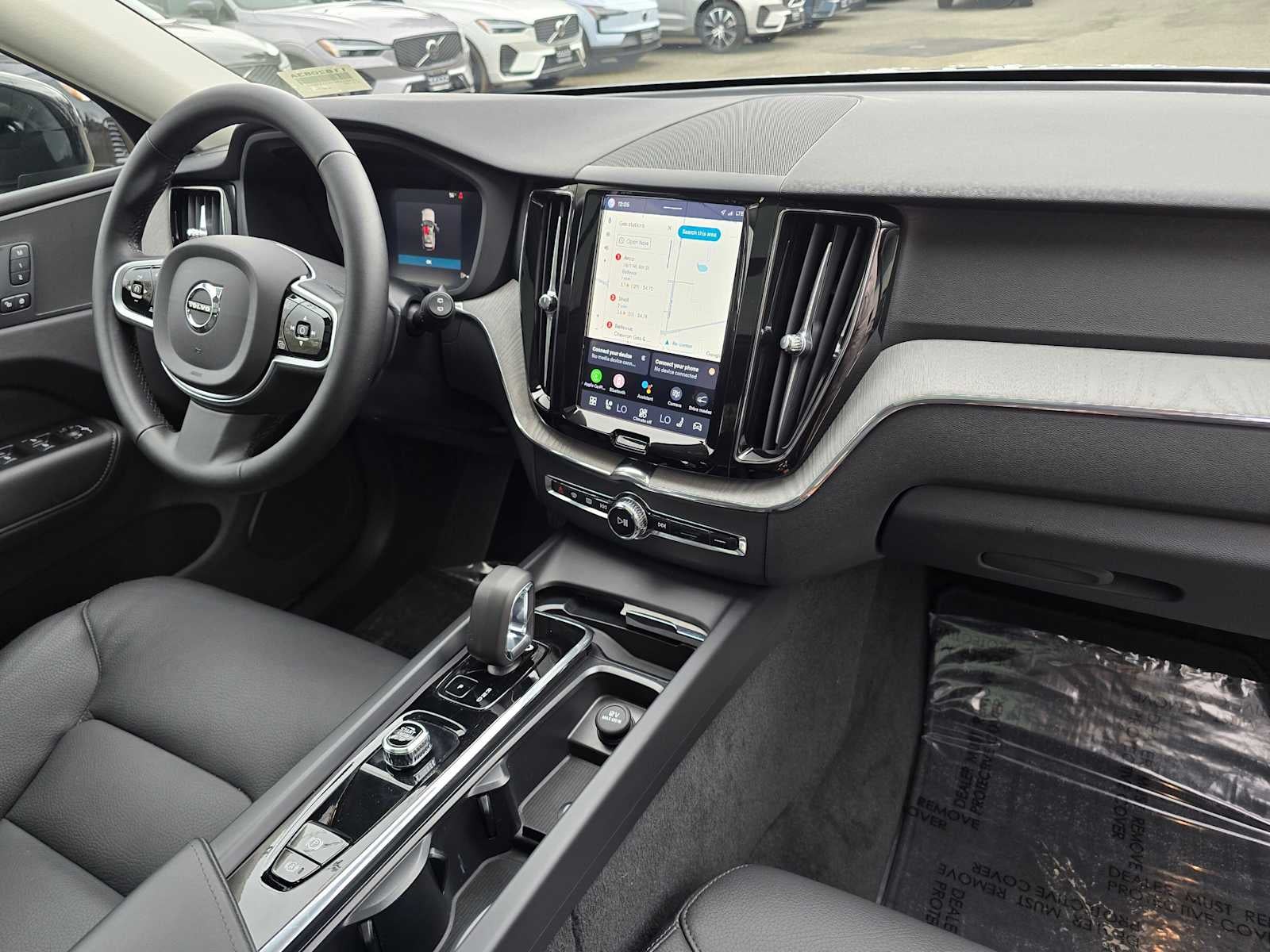 2025 Volvo XC60 Plus