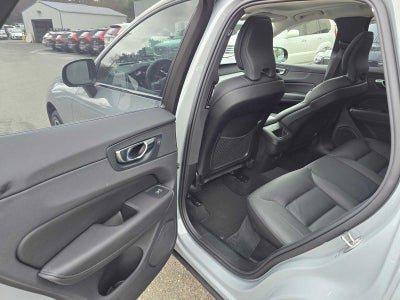 2025 Volvo XC60 Plus