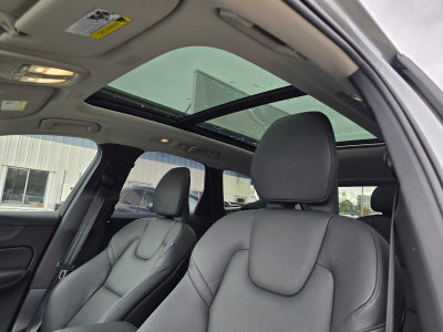 2025 Volvo XC60 Plus