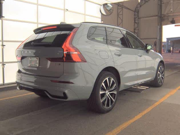 2025 Volvo XC60 Plus