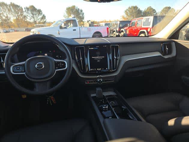 2025 Volvo XC60 Plus