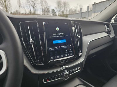 2025 Volvo XC60 Plus